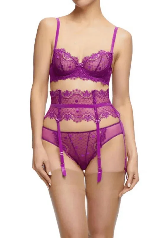 dita-von-teese-vedette-sheer-bra-shocking-violet