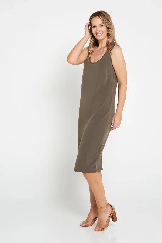 petra-soft-knit-slip-khaki