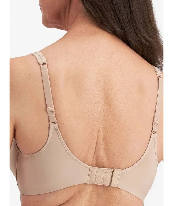 playtex-ultralight-illusion-neckline-underwire-bra-nude