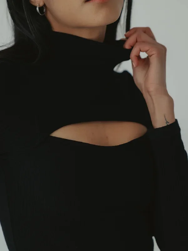 turtle-neck-peek-a-boo-long-sleeve-crop