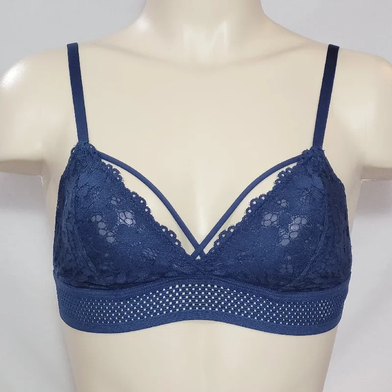 Xhilaration Strappy Front Wire Free Lace Bralette Size XS X-SMALL Nighttime Blue